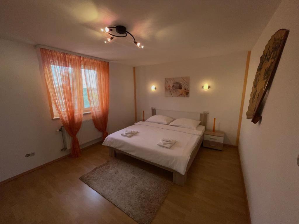 Apartmani Krajnovic ฟาชานา ภายนอก รูปภาพ