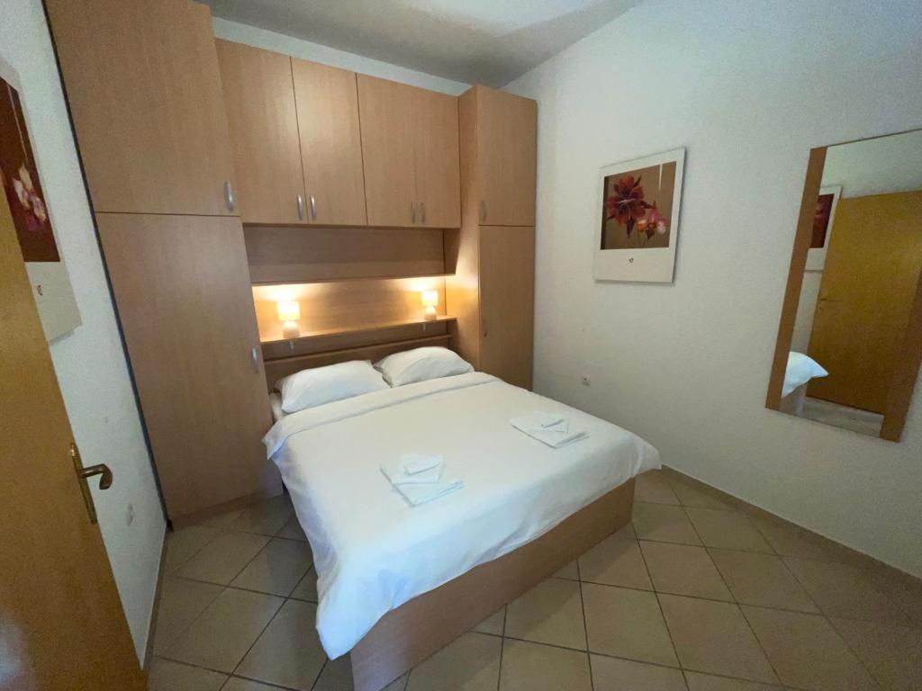 Apartmani Krajnovic ฟาชานา ภายนอก รูปภาพ